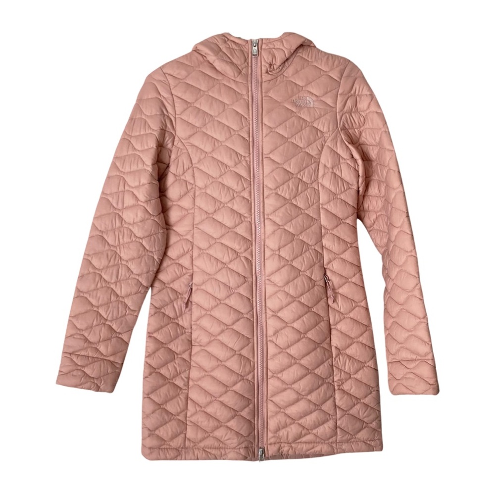 The North Face Women’s Long ThermoBall Eco Parka in Light Pink color